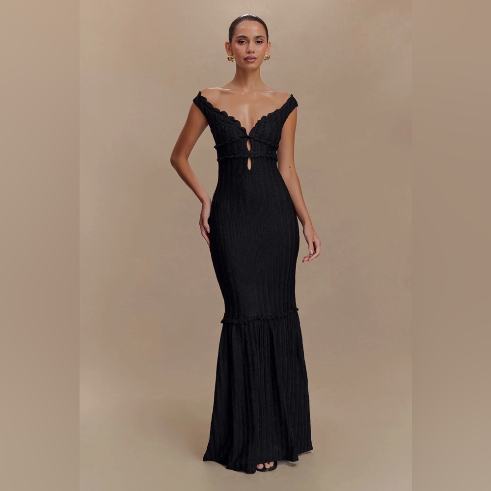 Meshki Natalie Off the Shoulder Dress